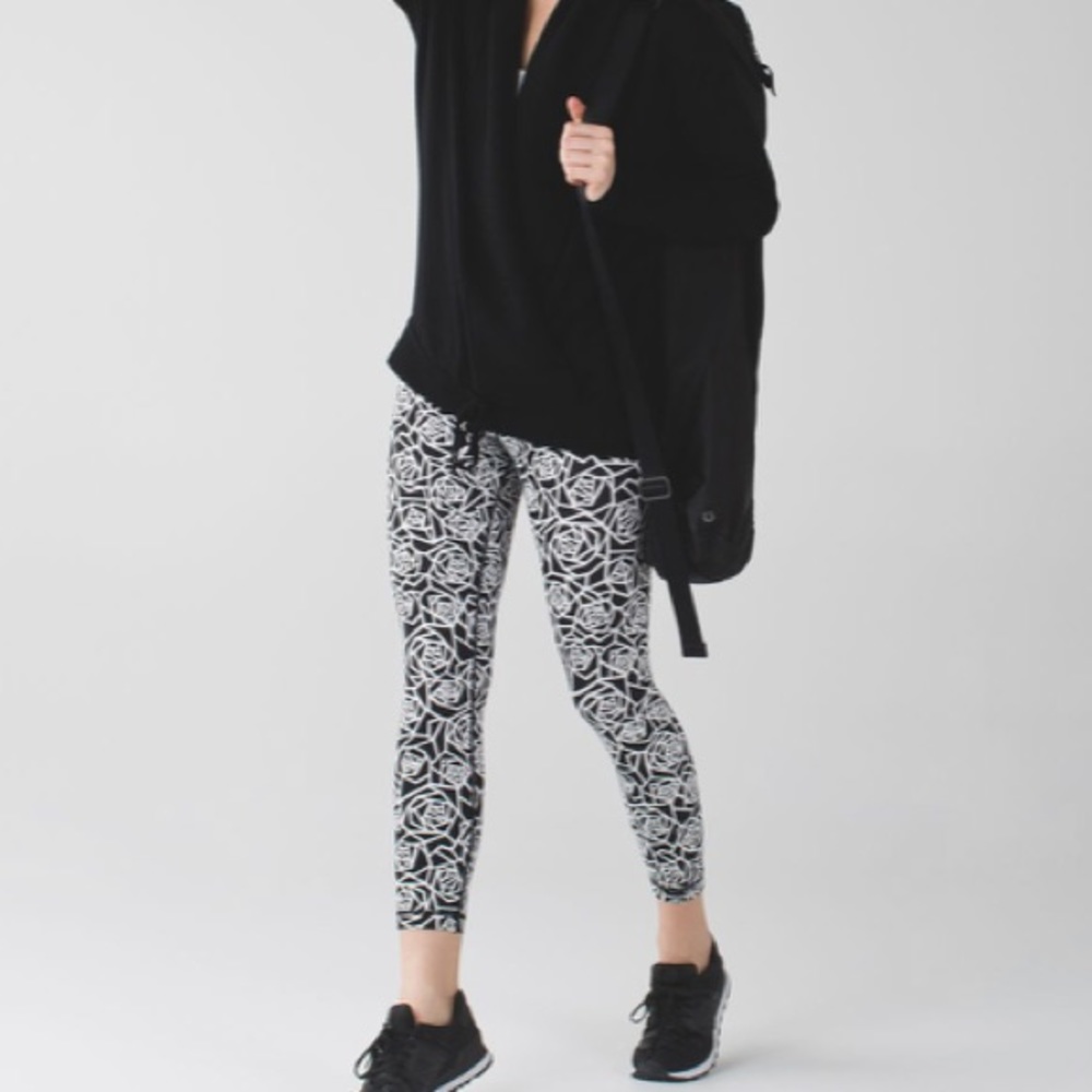 Lululemon High Times 7/8 Tight - Picture 1 of 5